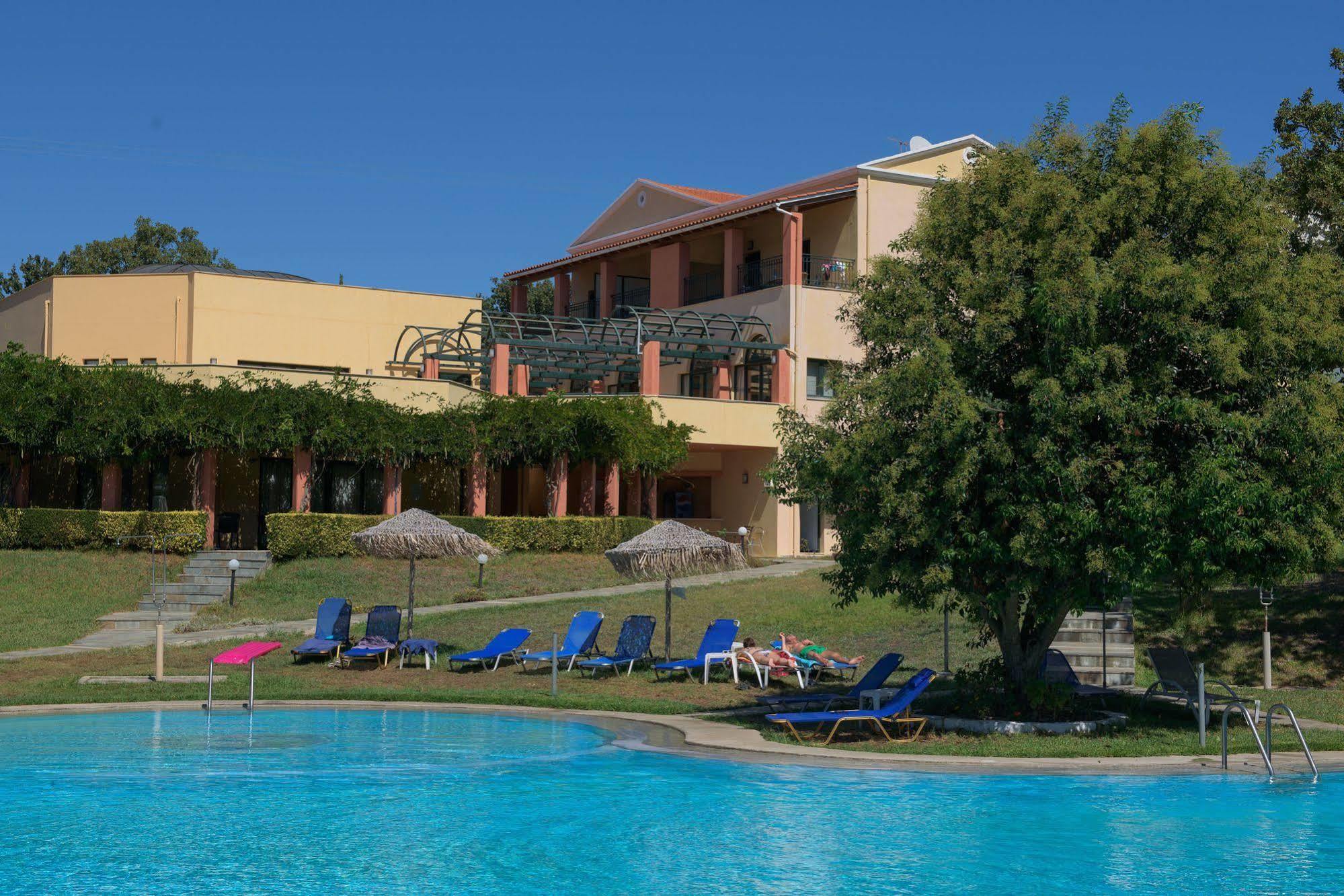 Century Resort Ахарави Екстериор снимка