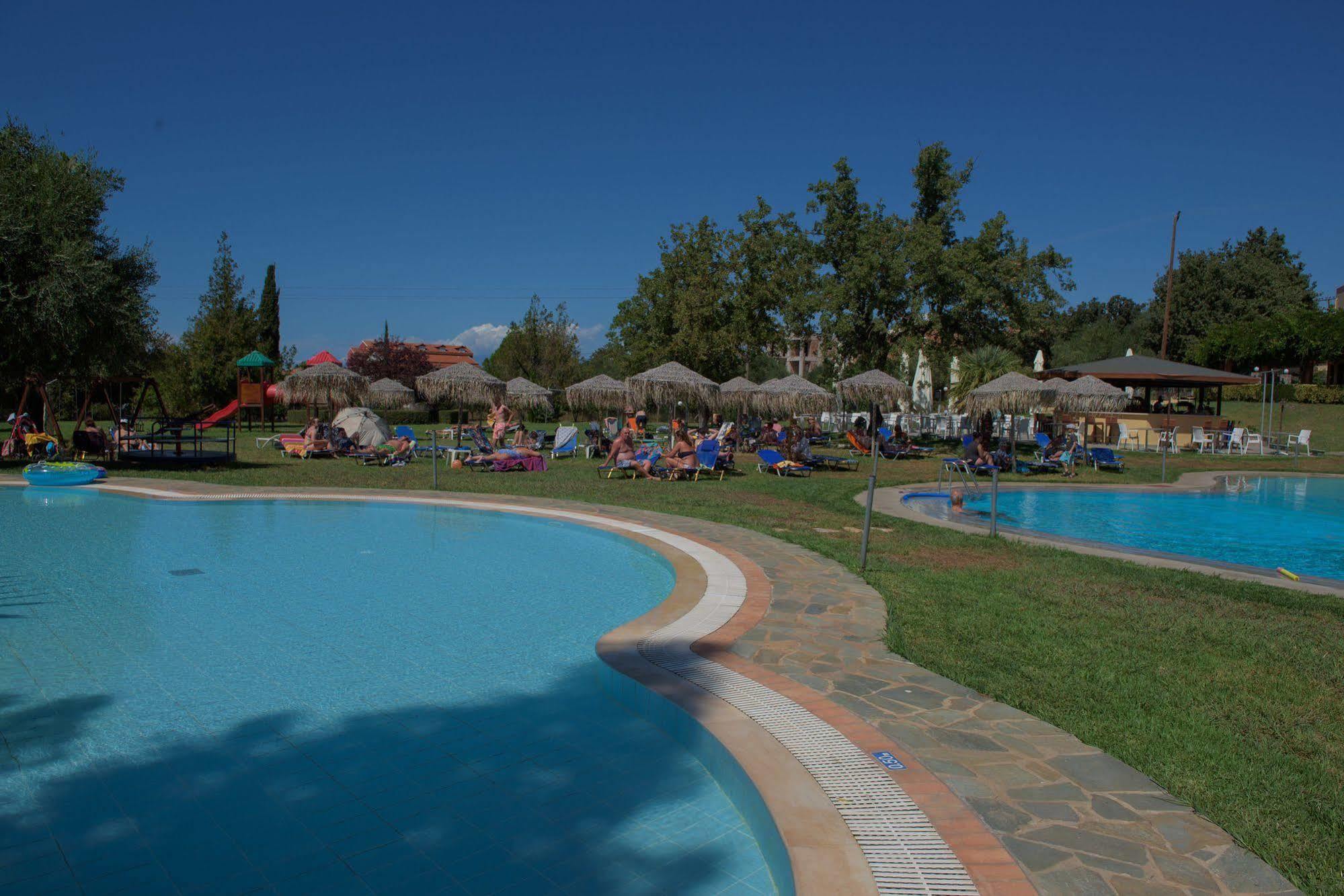 Century Resort Ахарави Екстериор снимка